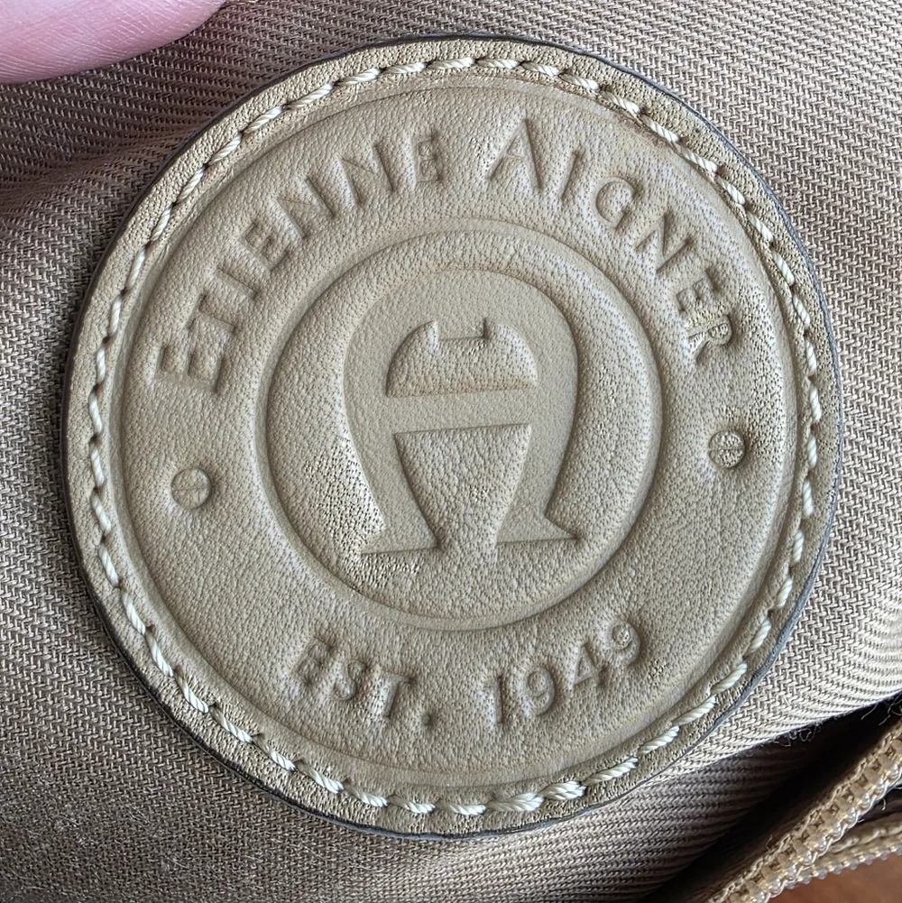 Etienne Aigner Tan Leather Hobo Shoulder Bag Minimalist Y2K